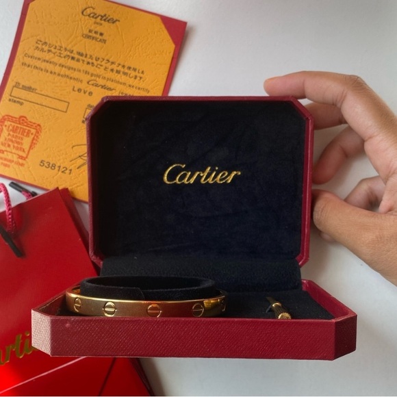 Cartier18K Gold Bracelet - Picture 1 of 5